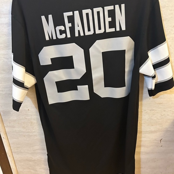 Darrin McFadden Oakland Raiders Black Jersey with Gray Accents - Picture 5 of 8